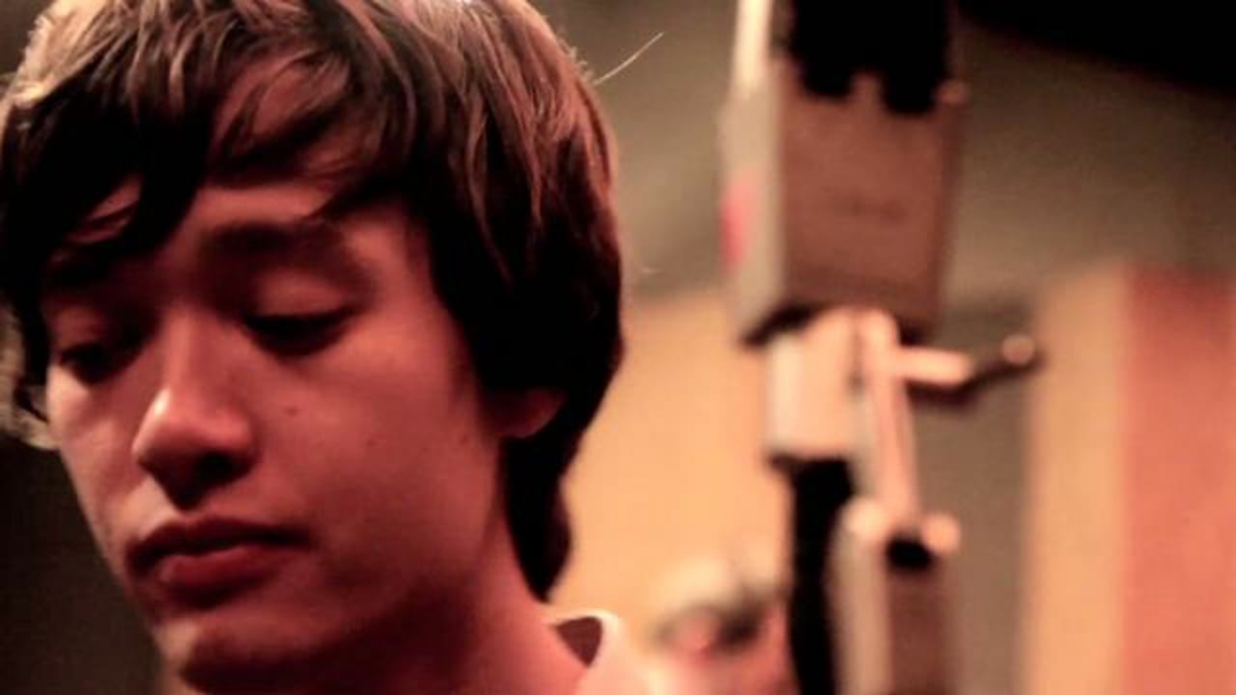 Play Yours Truly Presents: The Morning Benders "Excuses"