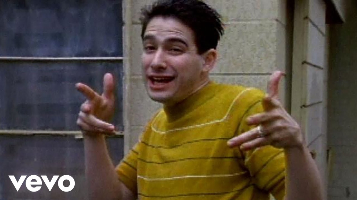 Play &quot;Pass The Mic&quot;