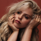 Album artwork for EVERYTHING TO EVERYONE by Reneé Rapp